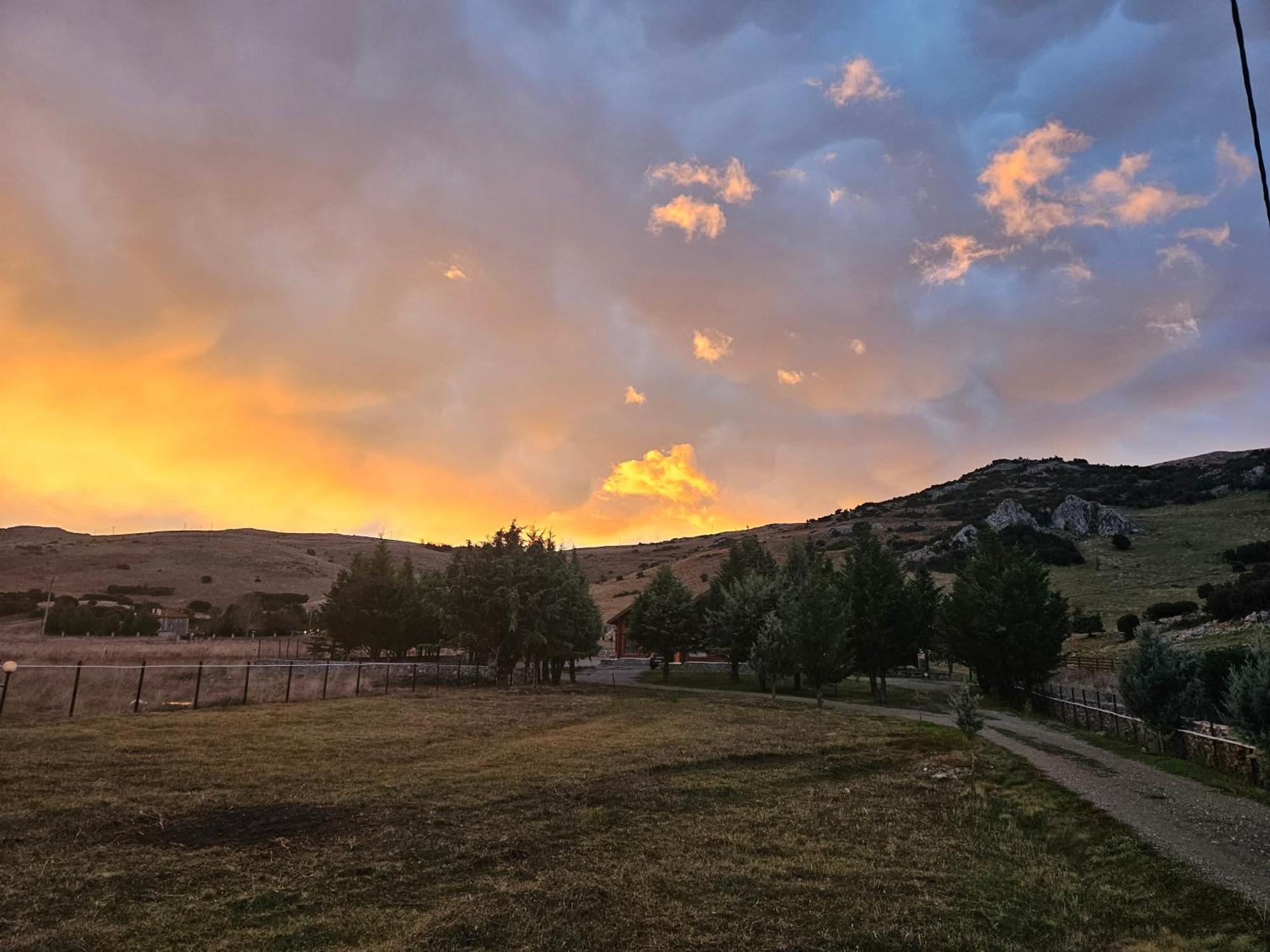אראחובה Orino Livadi Mount Villa IV מראה חיצוני תמונה